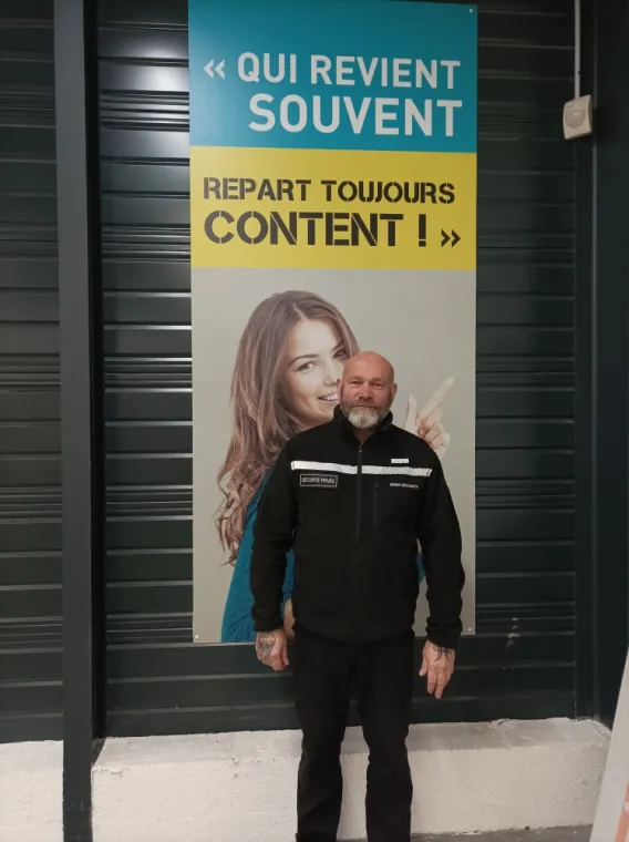 surveillance dans un magasin à Calais